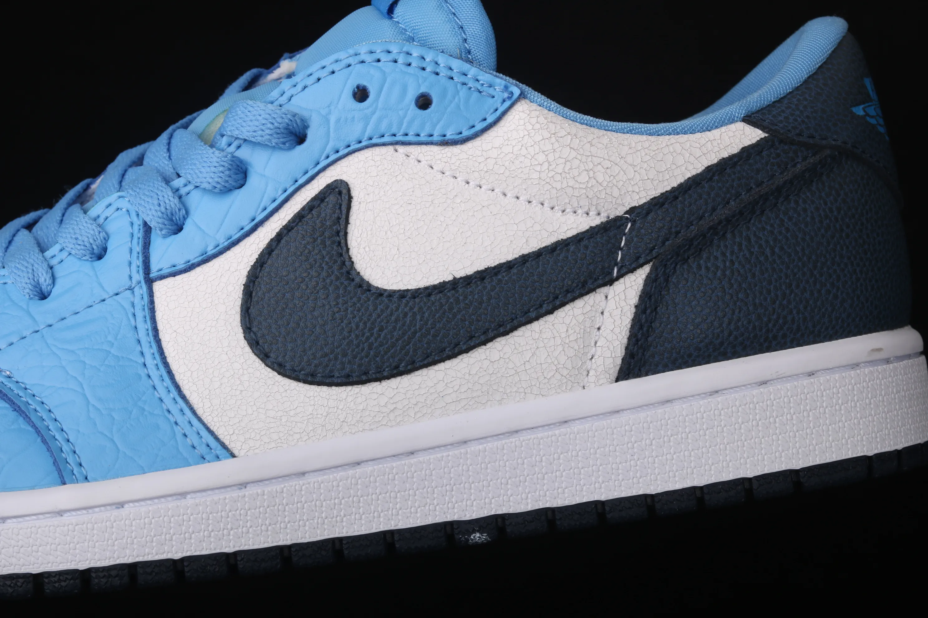 All categories Air Jordan Jordan series basketball shoes Air Jordan 1 Low Air Jordan 1 Low AJ1 Joe 1 relatives and friends North Carolina blue low-top casual sports sneakers CZ0356-200